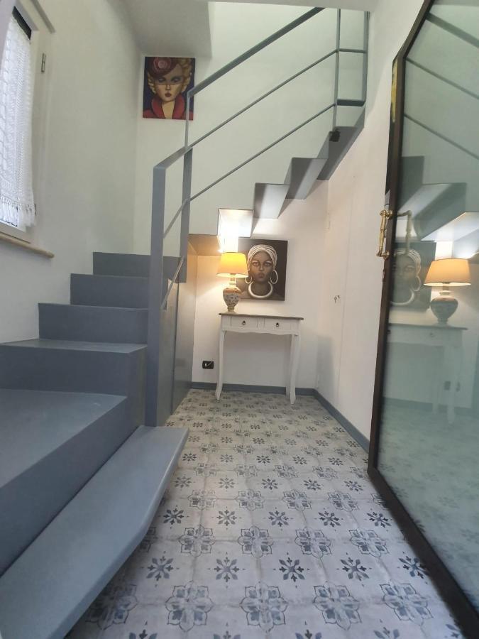 Il Museo Di Teresa Piazza Del Teatro Centrale Агридженто Екстериор снимка